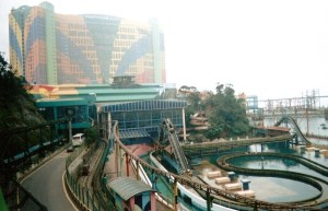 1st world hotel & outdoor theme park