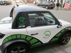 Mobil listrik yang disewakan